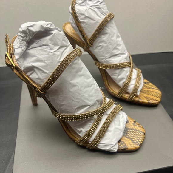 Vince Camuto Heels - Size: 6.5 - Brand new in box - Picture 6 of 13